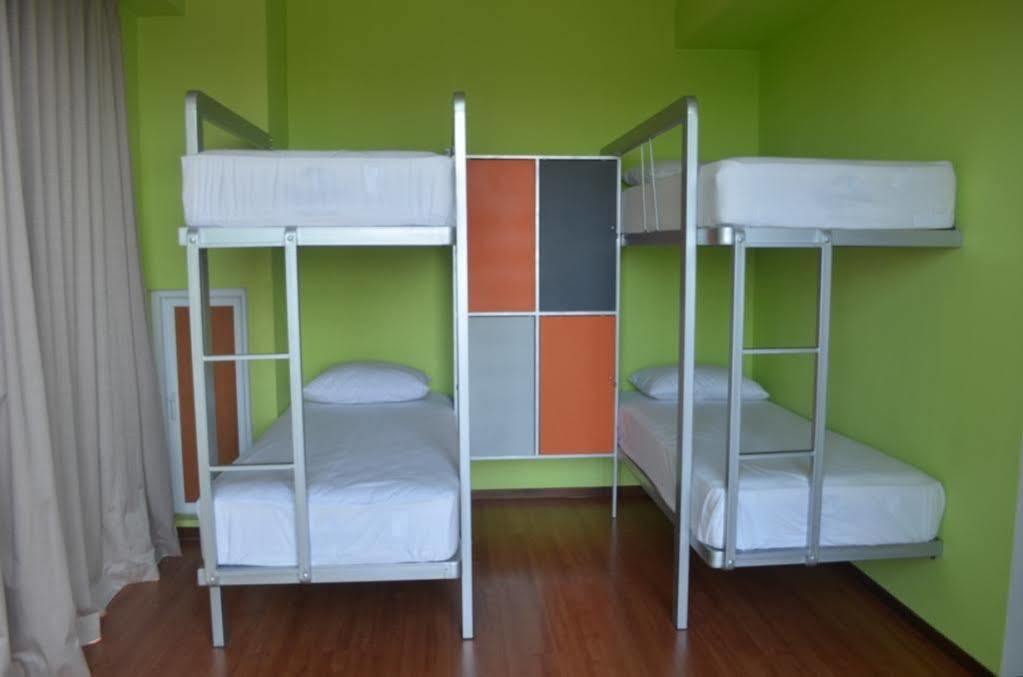Edu Hostel Yogyakarta Extérieur photo